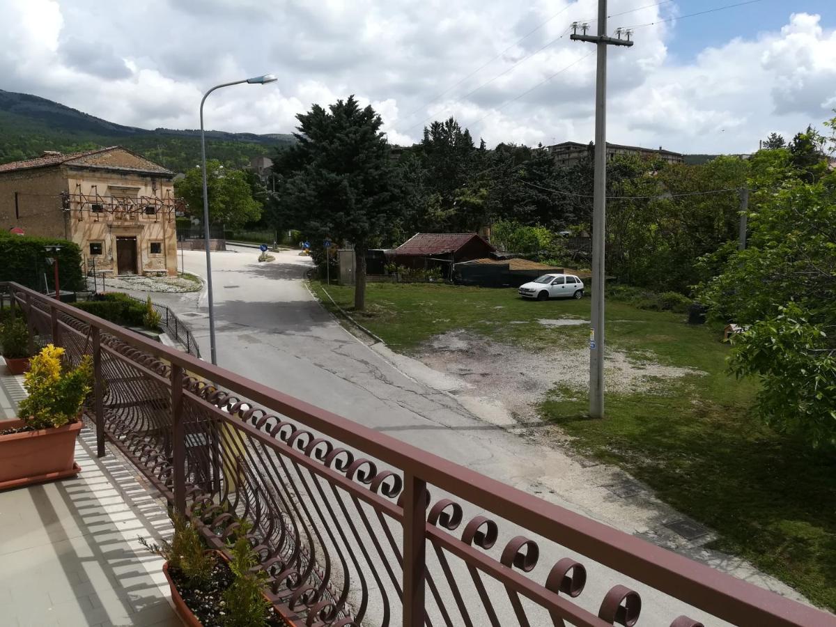 Complesso Turistico Aurora - Camere B&B Poggio Picenze Экстерьер фото