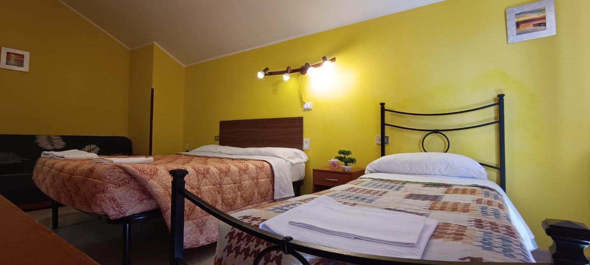 Complesso Turistico Aurora - Camere B&B Poggio Picenze Экстерьер фото