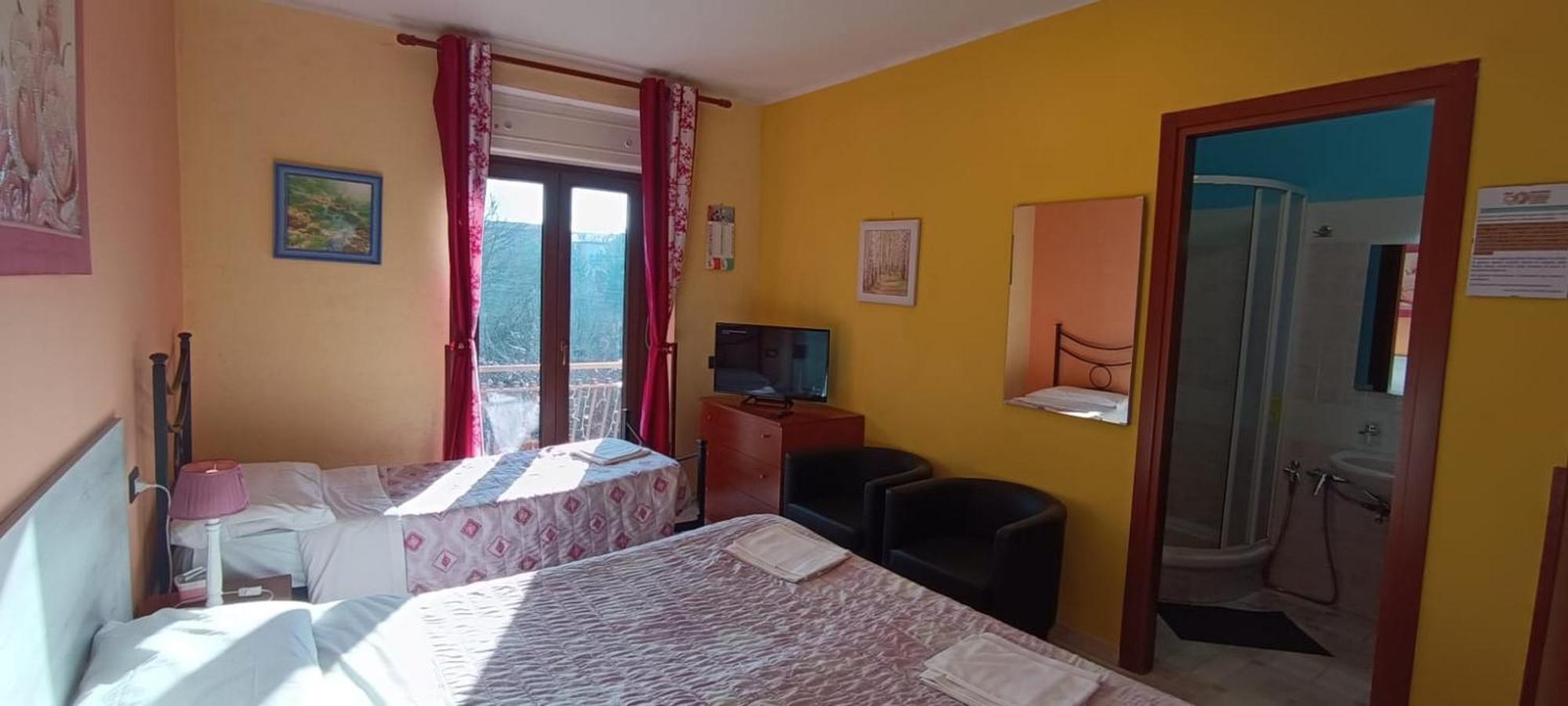Complesso Turistico Aurora - Camere B&B Poggio Picenze Экстерьер фото