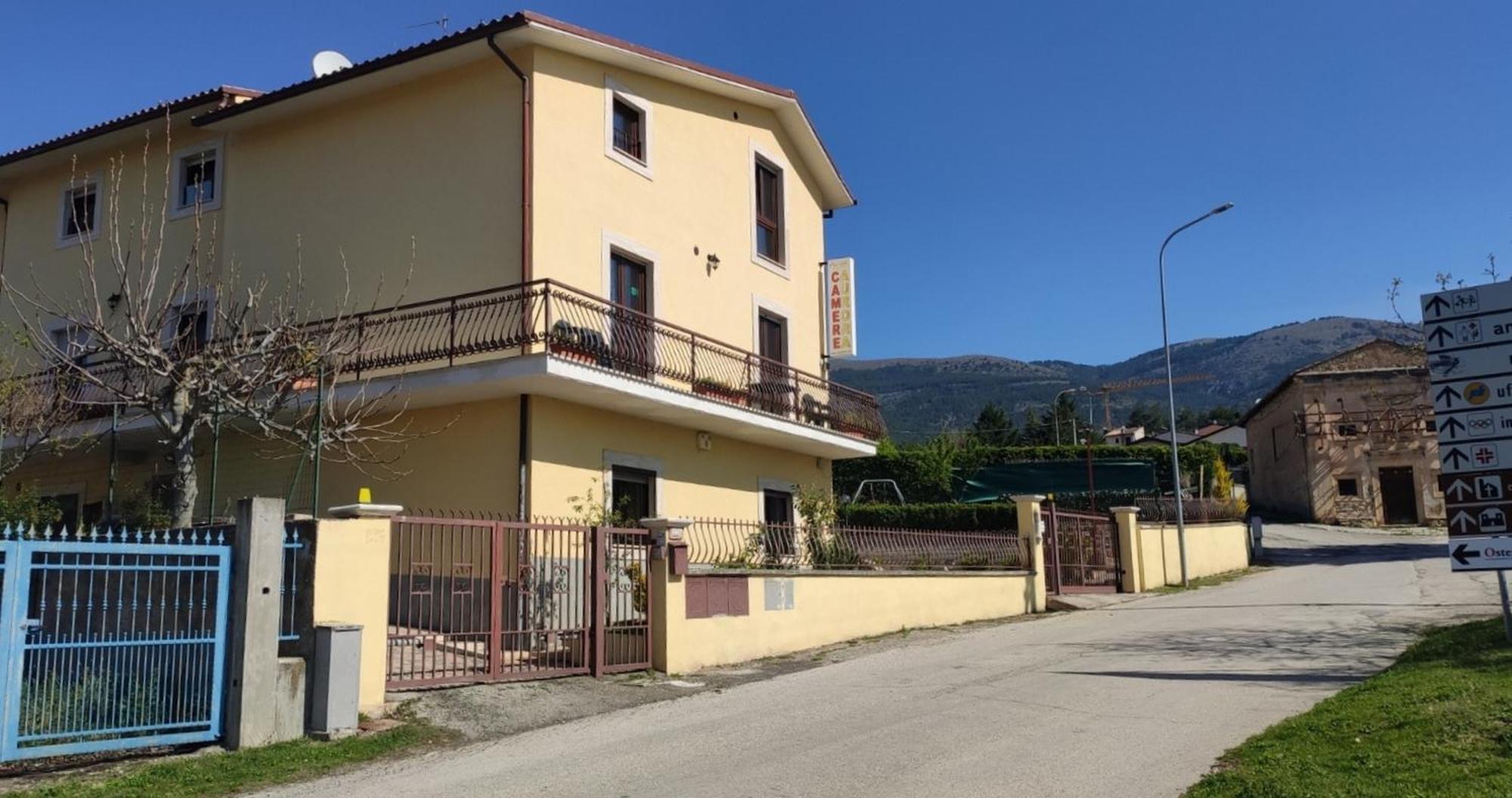 Complesso Turistico Aurora - Camere B&B Poggio Picenze Экстерьер фото