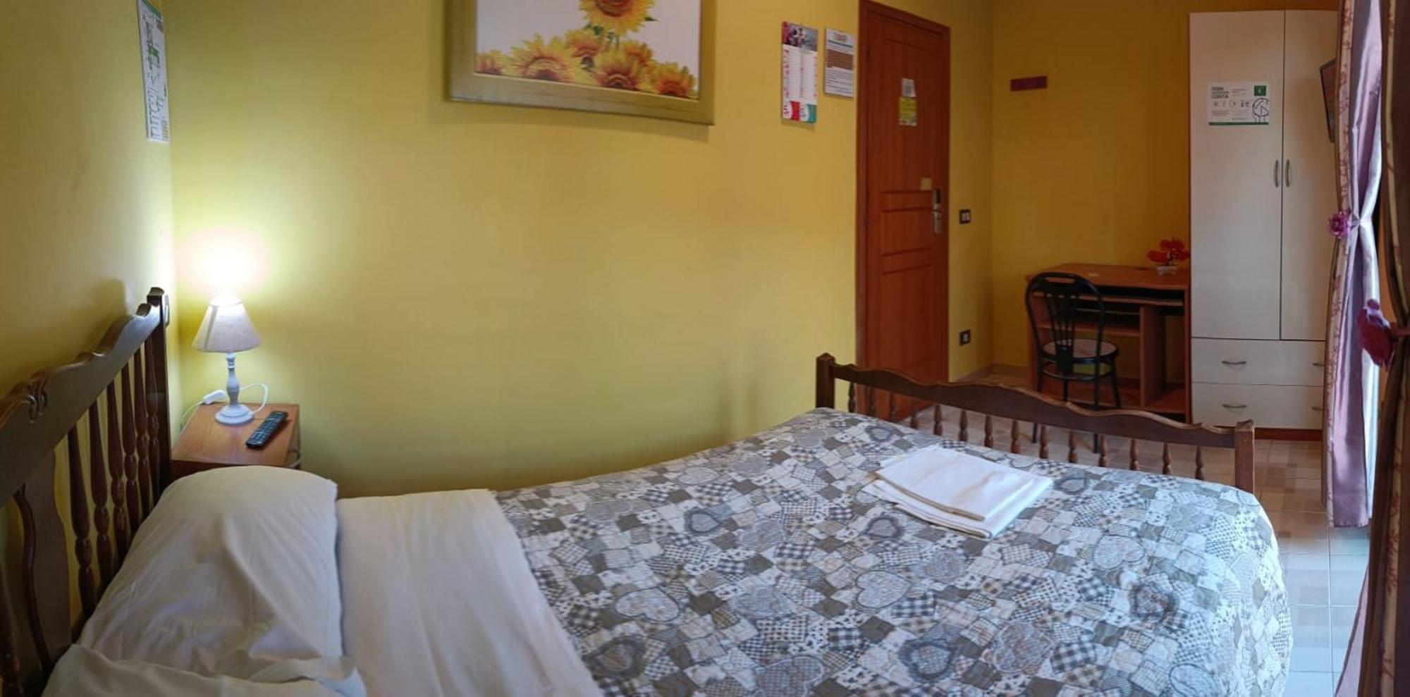 Complesso Turistico Aurora - Camere B&B Poggio Picenze Экстерьер фото