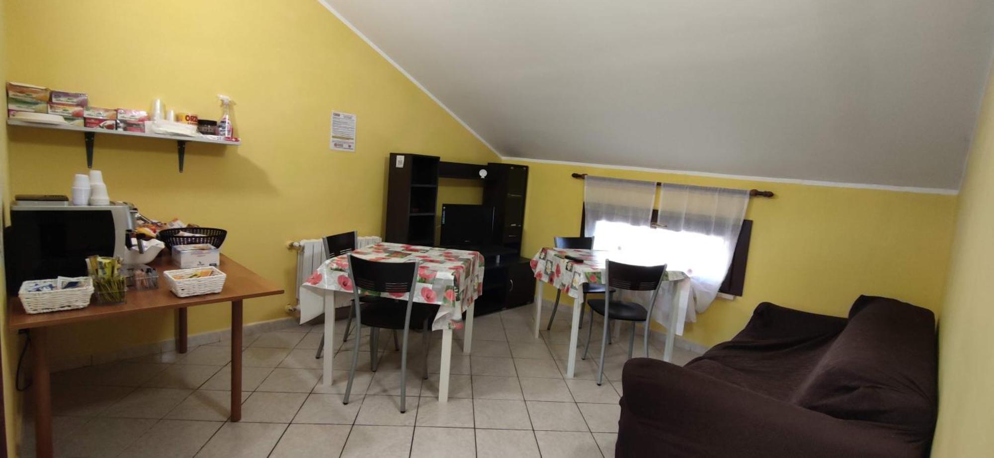 Complesso Turistico Aurora - Camere B&B Poggio Picenze Экстерьер фото